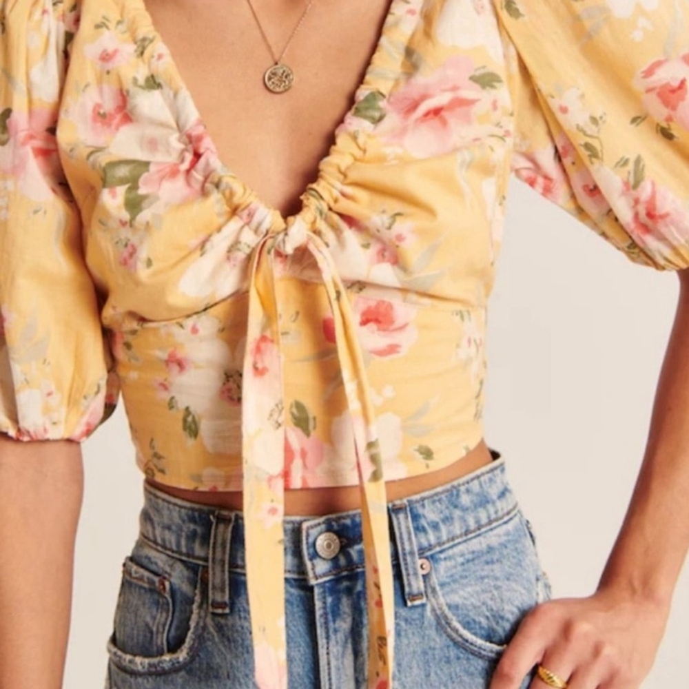 Abercrombie & Fitch Floral Cropped Puff Sleeve Tie Front Gauzy Top Sz Small - Picture 1 of 10